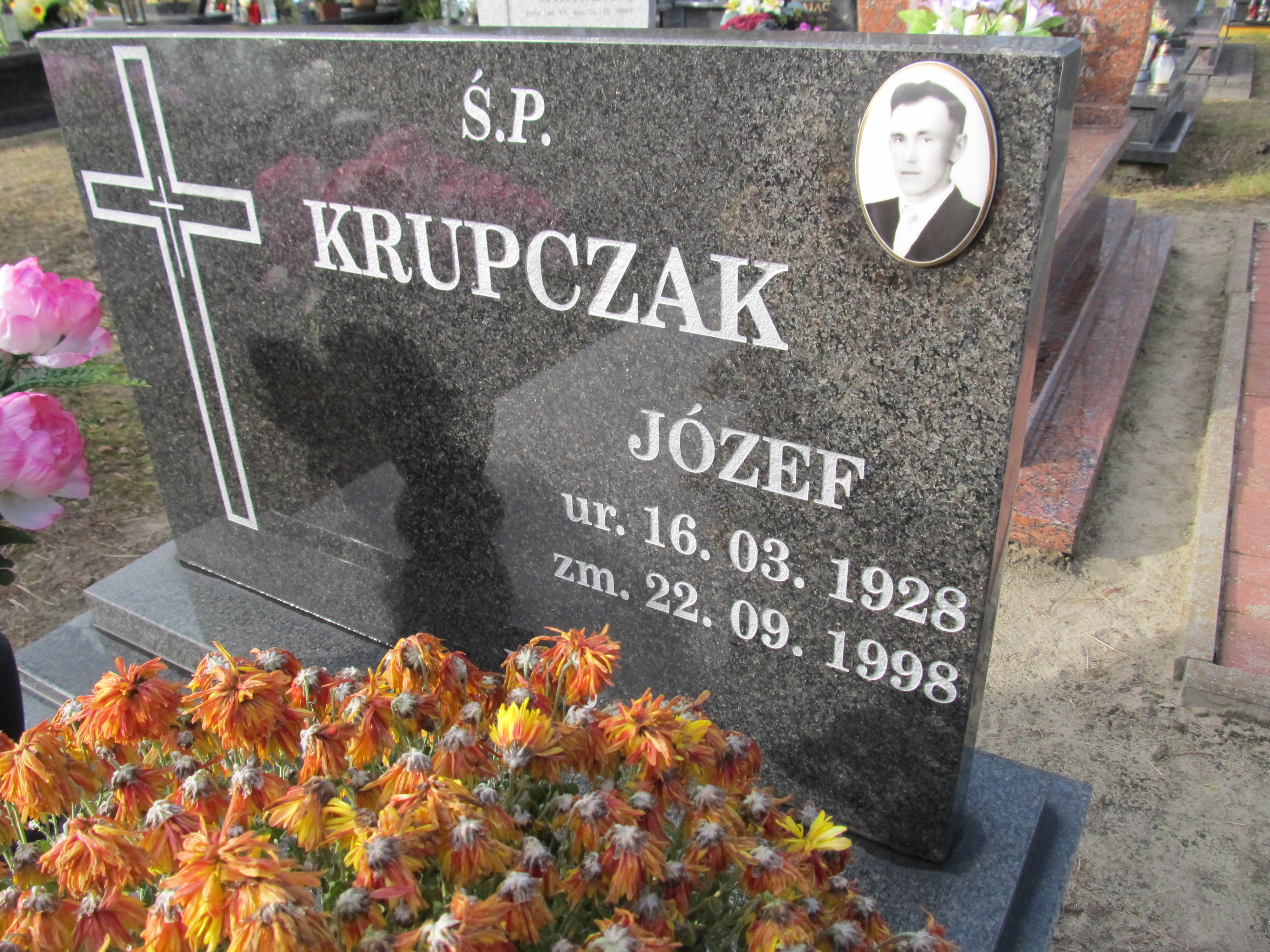 Grób Józef Krupczak